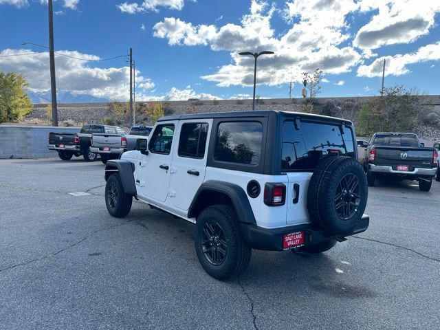 new 2025 Jeep Wrangler car, priced at $40,620