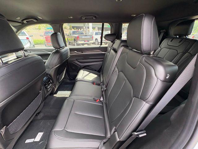 new 2025 Jeep Grand Cherokee L car, priced at $42,407