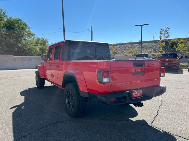 new 2024 Jeep Gladiator car, priced at $38,075