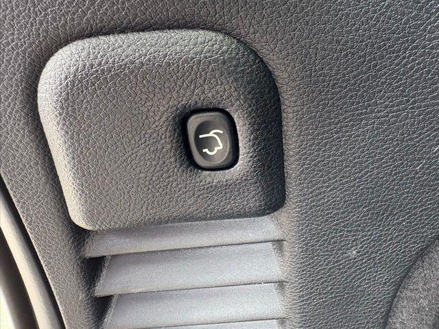 used 2021 Jeep Grand Cherokee car, priced at $25,887