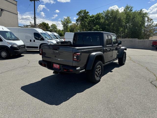 new 2024 Jeep Gladiator car, priced at $51,886