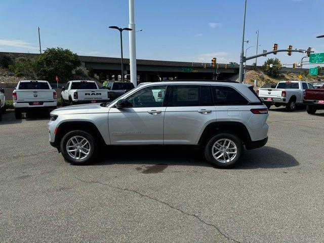 new 2024 Jeep Grand Cherokee car, priced at $40,641