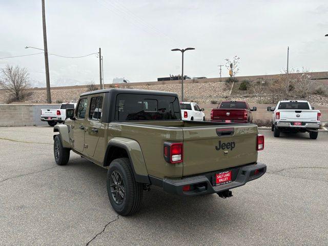 new 2025 Jeep Gladiator car, priced at $42,827