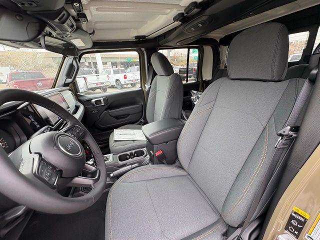 new 2025 Jeep Gladiator car, priced at $41,879
