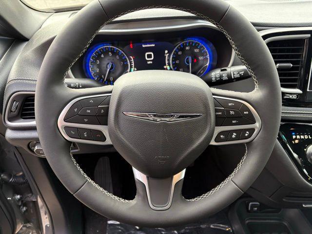 new 2025 Chrysler Pacifica car, priced at $40,845