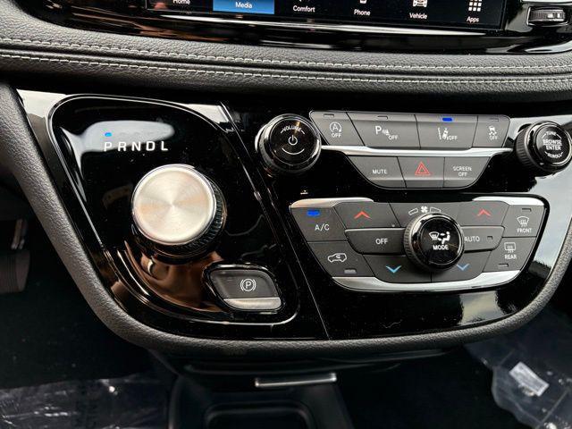 new 2025 Chrysler Pacifica car, priced at $40,845