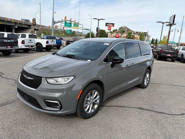 new 2025 Chrysler Pacifica car, priced at $40,845