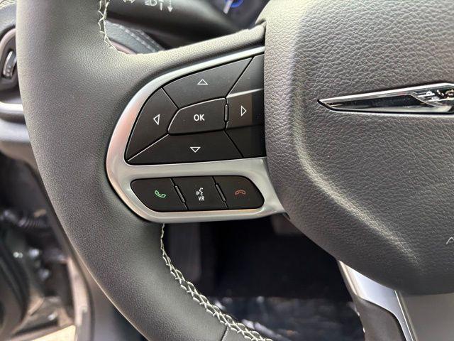 new 2025 Chrysler Pacifica car, priced at $40,845