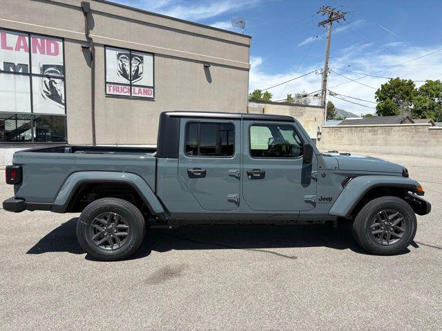 new 2025 Jeep Gladiator car, priced at $475,733