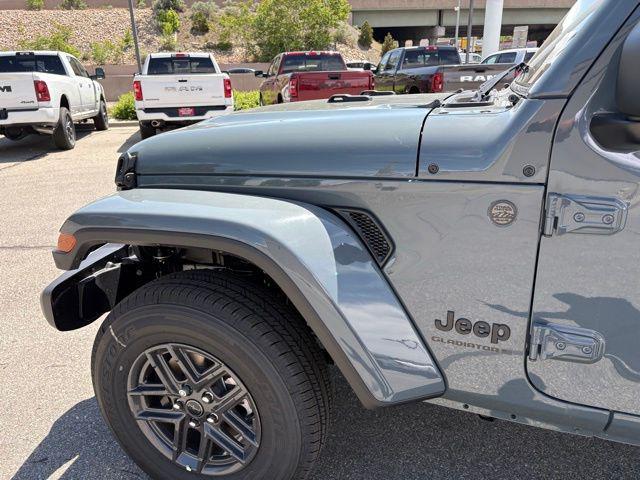new 2025 Jeep Gladiator car, priced at $475,733