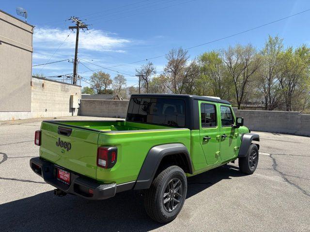new 2025 Jeep Gladiator car, priced at $41,032