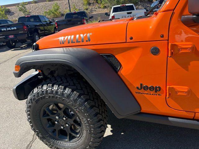 new 2025 Jeep Wrangler car, priced at $42,076