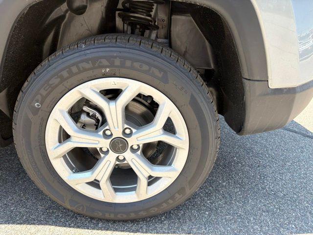 new 2025 Jeep Compass car, priced at $24,246