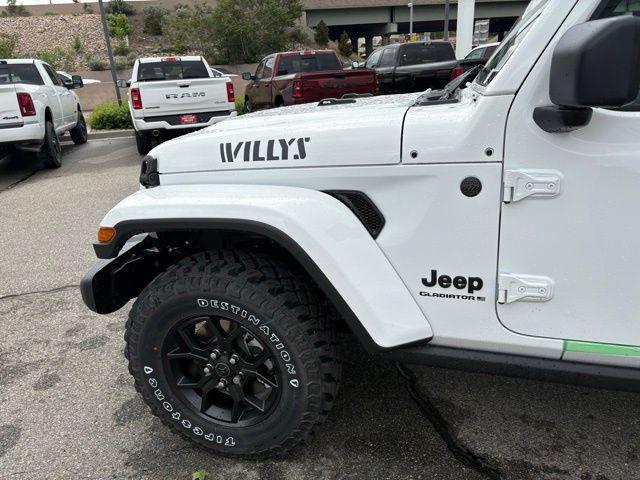 new 2025 Jeep Gladiator car, priced at $43,755