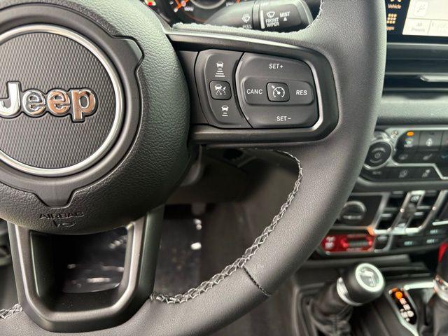 new 2025 Jeep Gladiator car, priced at $45,339