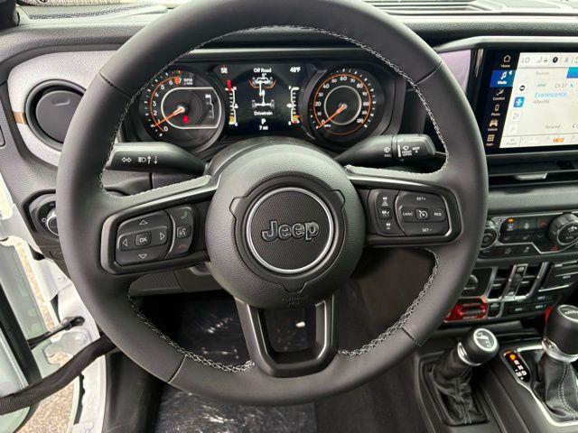 new 2025 Jeep Gladiator car, priced at $45,339