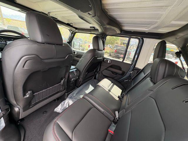 new 2025 Jeep Wrangler car, priced at $53,184