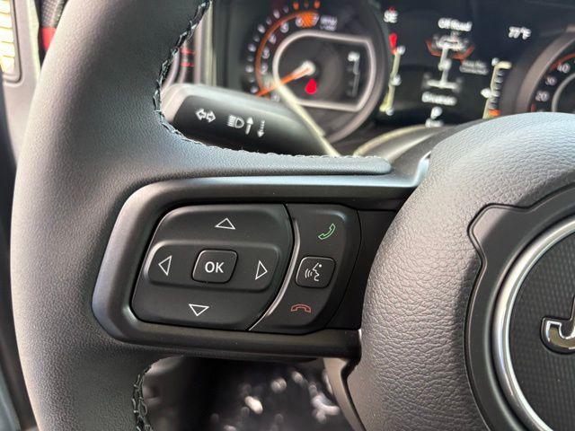 new 2025 Jeep Wrangler car, priced at $53,184
