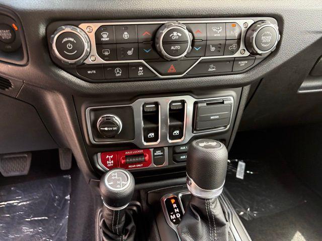 new 2025 Jeep Wrangler car, priced at $39,928