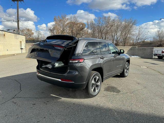 new 2024 Jeep Grand Cherokee 4xe car, priced at $41,932