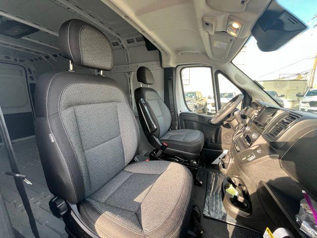 new 2025 Ram ProMaster 2500 car, priced at $47,066