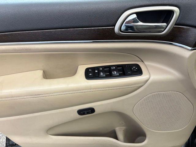 used 2014 Jeep Grand Cherokee car, priced at $8,953