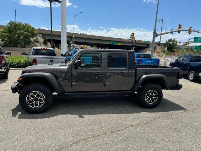 new 2024 Jeep Gladiator car, priced at $47,554