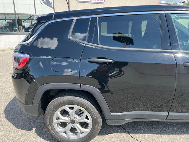 new 2025 Jeep Compass car, priced at $24,090