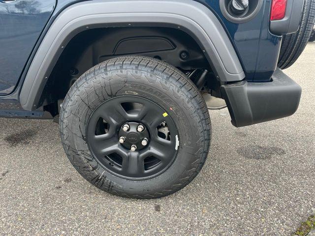 new 2025 Jeep Wrangler car, priced at $37,132