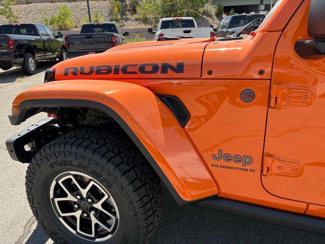 new 2025 Jeep Gladiator car, priced at $50,872
