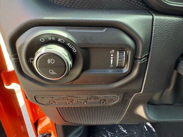 new 2025 Jeep Gladiator car, priced at $50,872