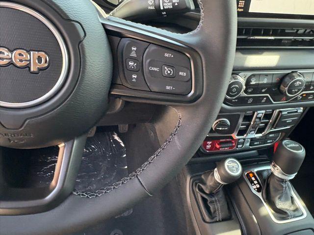 new 2025 Jeep Gladiator car, priced at $50,872