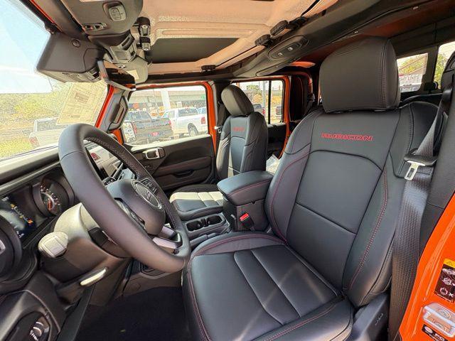 new 2025 Jeep Gladiator car, priced at $50,872