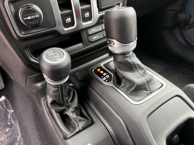 new 2025 Jeep Wrangler car, priced at $36,257