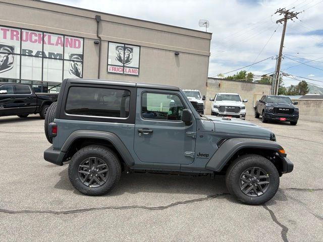 new 2025 Jeep Wrangler car, priced at $36,257