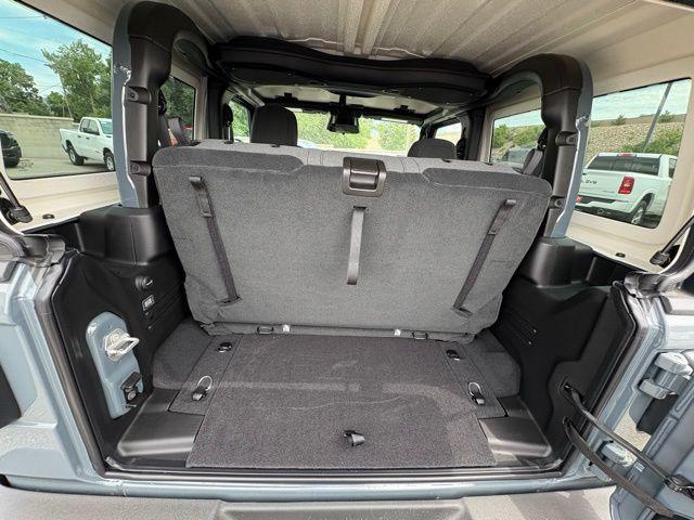 new 2025 Jeep Wrangler car, priced at $36,257