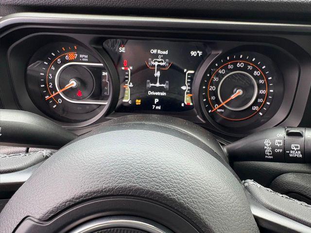 new 2025 Jeep Wrangler car, priced at $36,257