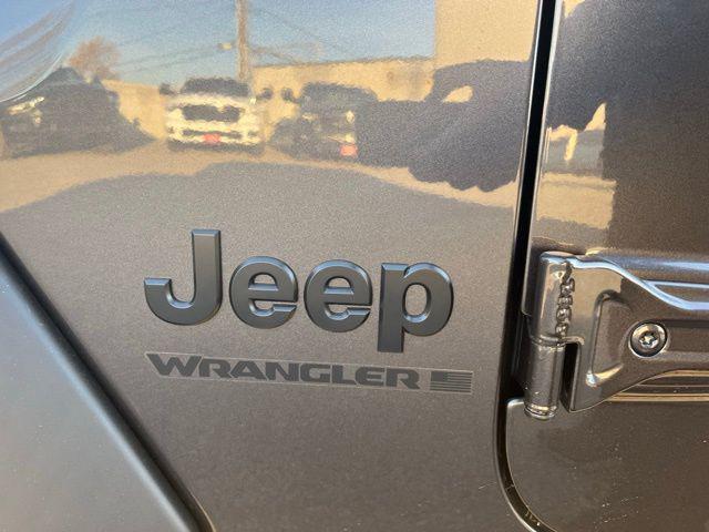 new 2025 Jeep Wrangler car, priced at $40,011