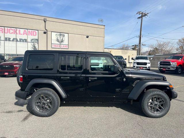 new 2025 Jeep Wrangler car, priced at $41,747