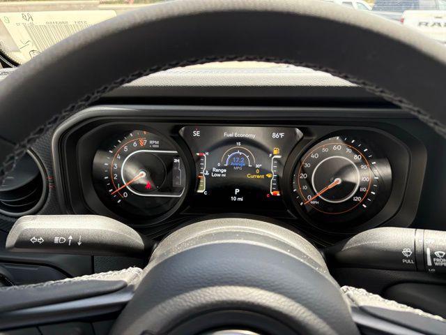 new 2025 Jeep Gladiator car, priced at $47,683