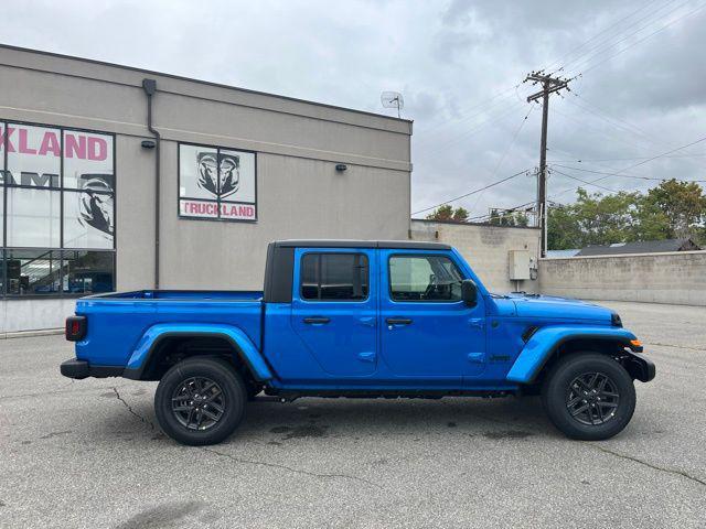 new 2024 Jeep Gladiator car, priced at $38,075