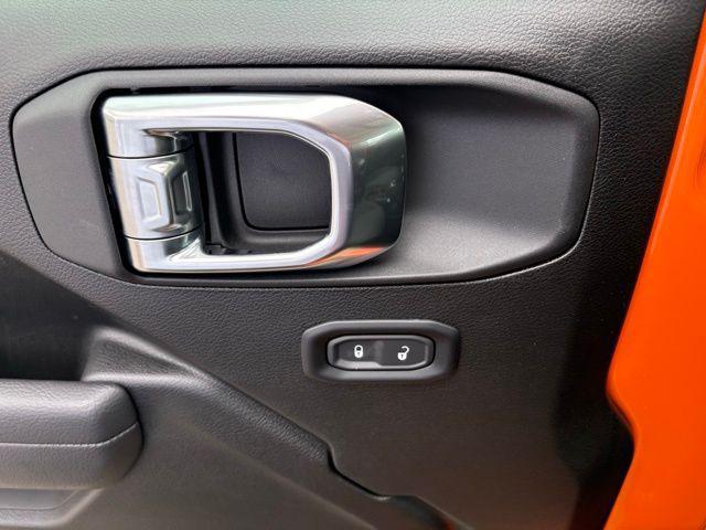 new 2025 Jeep Gladiator car, priced at $38,396