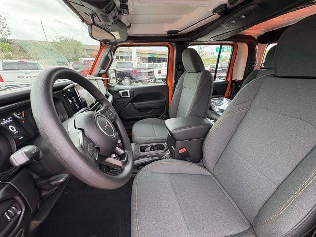 new 2025 Jeep Gladiator car, priced at $38,396