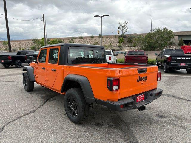 new 2025 Jeep Gladiator car, priced at $38,396