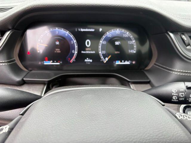 new 2025 Jeep Grand Cherokee car, priced at $45,647