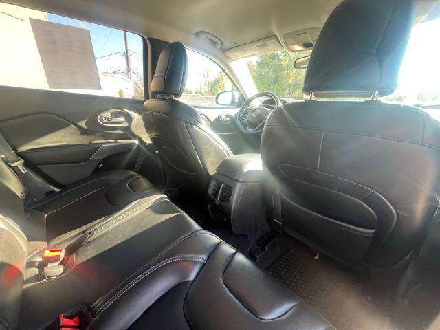 used 2019 Jeep Cherokee car, priced at $16,799