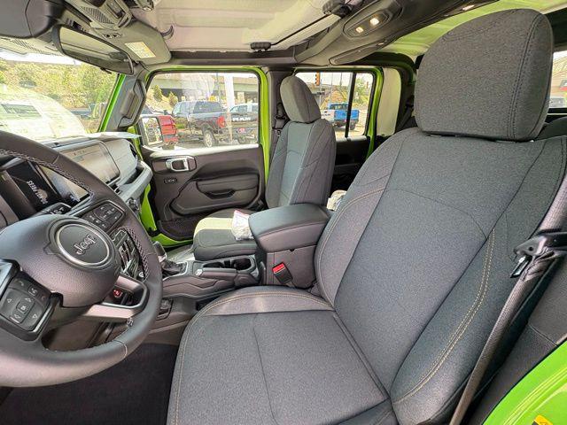 new 2025 Jeep Gladiator car, priced at $45,830