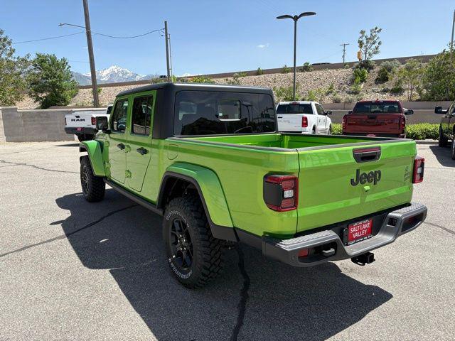 new 2025 Jeep Gladiator car, priced at $45,830