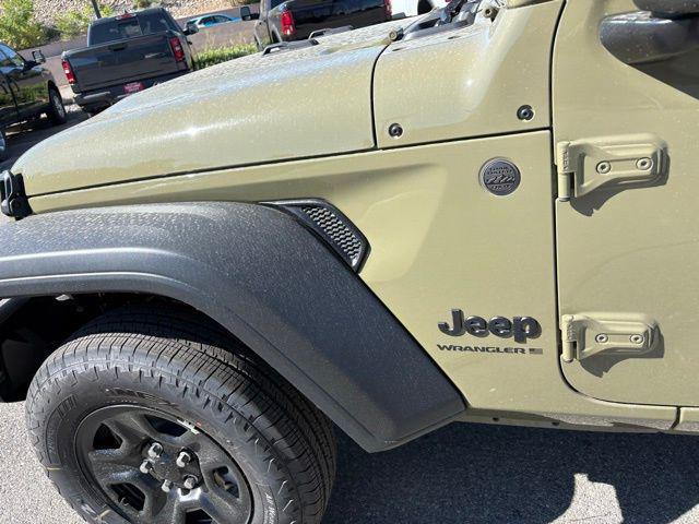 new 2025 Jeep Wrangler car, priced at $35,327
