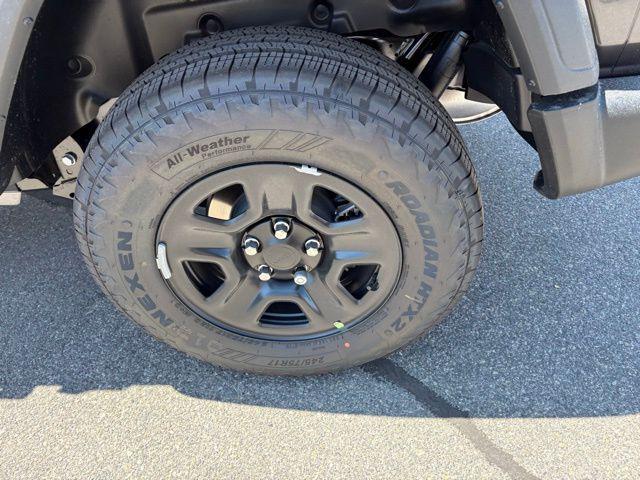 new 2025 Jeep Wrangler car, priced at $35,956